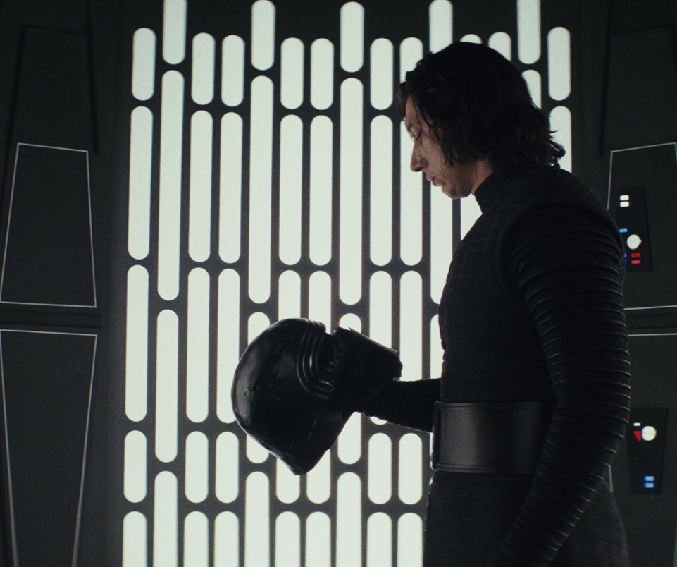 Star Wars: The Last Jedi..Kylo Ren (Adam Driver)..Photo: Lucasfilm Ltd. ..© 2017 Lucasfilm Ltd. All Rights Reserved.