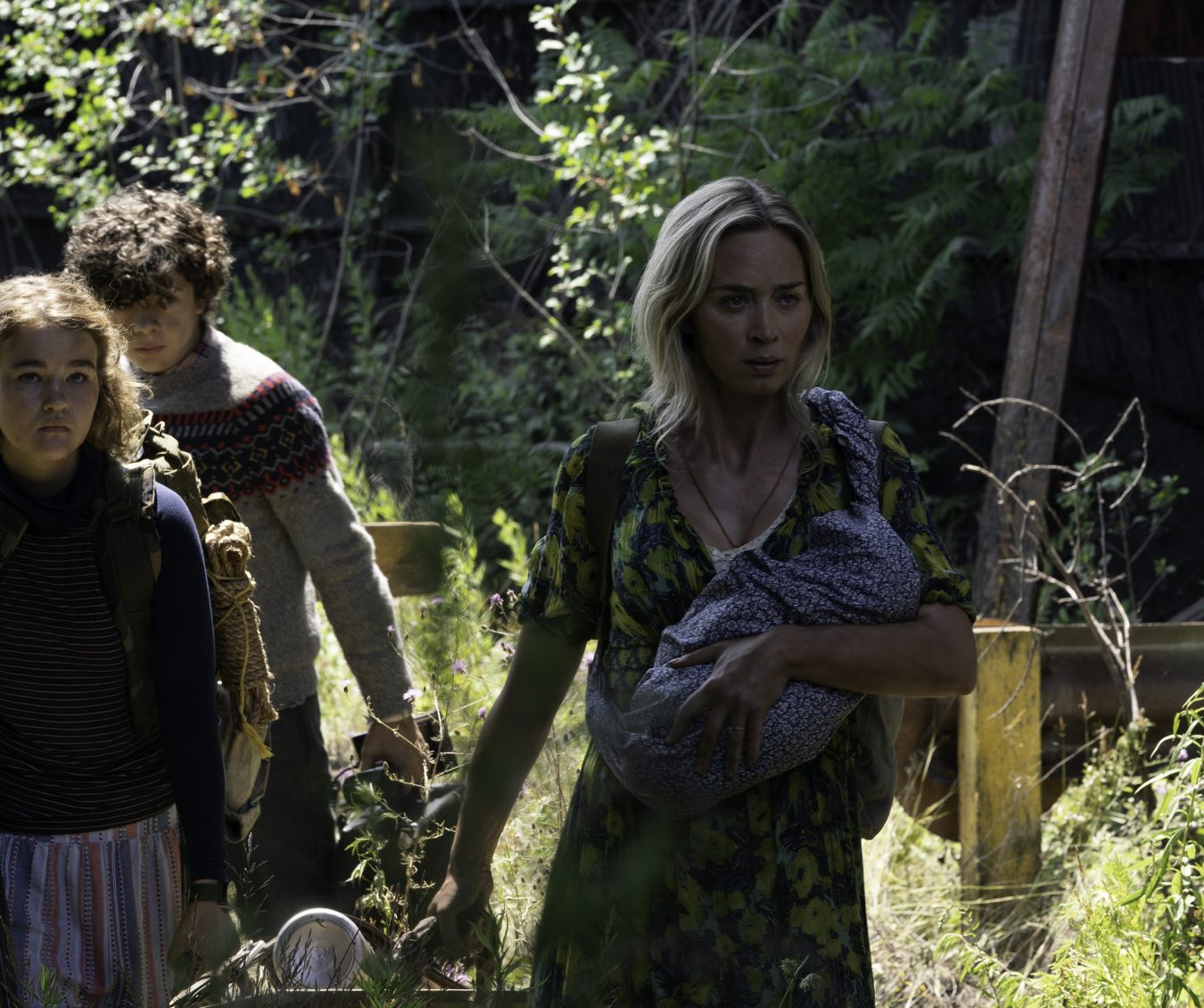L-r, Millicent Simmonds, Noah Jupe and Emily Blunt star in Paramount Pictures' "A Quiet Place 2."